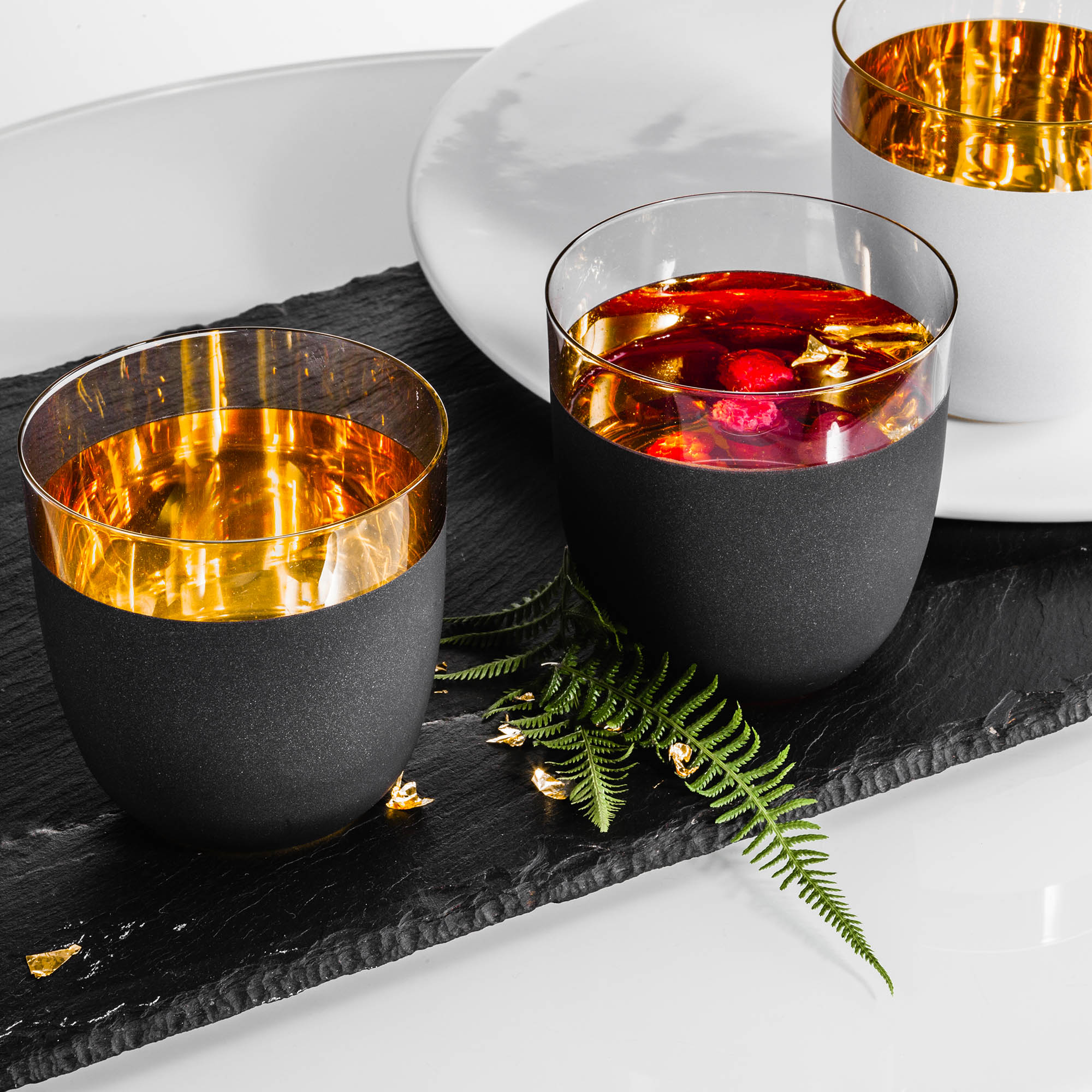 EISCH series COSMO GOLD Set of 2 tumblers 390 ml crystal glass with real gold black