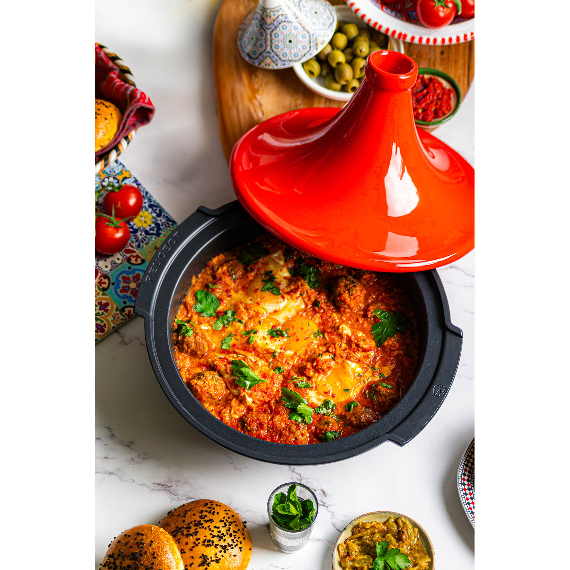 PEUGEOT Tagine ATLAS 30 cm Aluminium with Ceramic Lid, Red