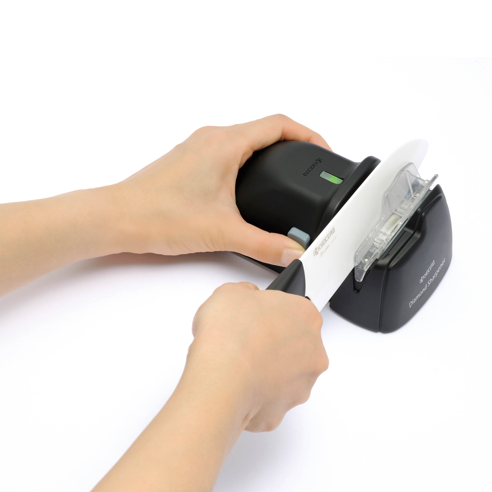 KYOCERA electric diamond knife sharpener for steel and ceramic blades