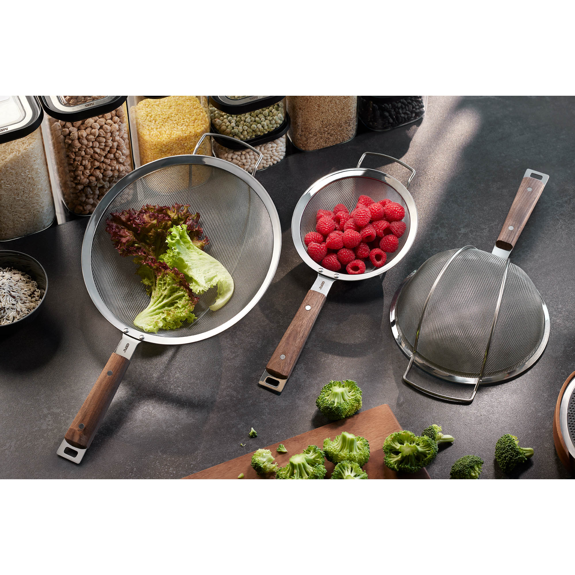 GEFU kitchen colander with walnut handle PASSO fine mesh 24 cm