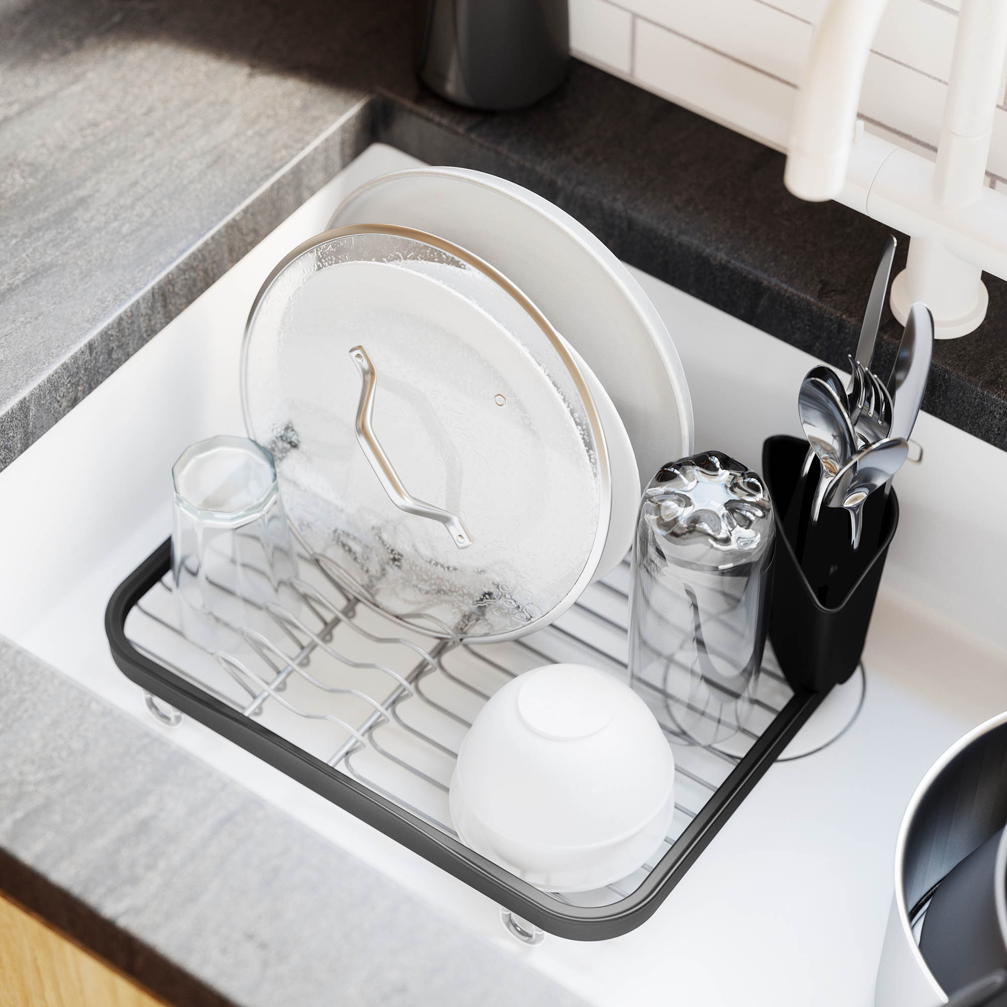 UMBRA SINKIN draining rack with removable cutlery basket